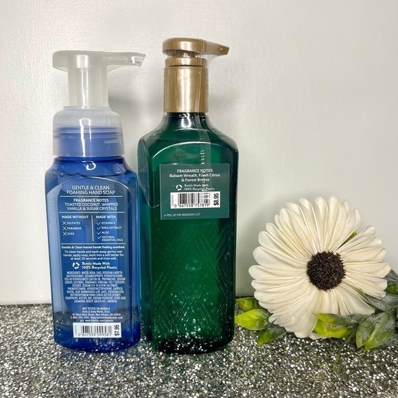 Bath and Body Works Hand Soap Holiday Winter Citrus Wreath Coconut Snowball Nwt - Picture 4 of 4